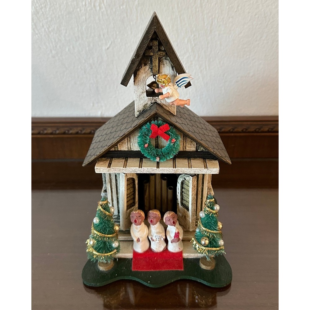 Vintage 1979 Enesco Musical Christmas Church Choir Carolers Wood Music Box